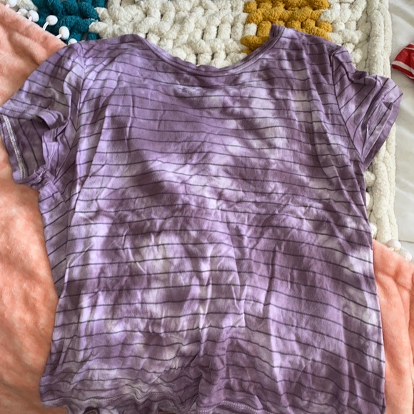 AE t-shirt bundle - Picture 2 of 3